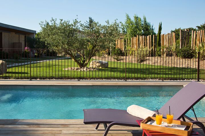 Pools & Facilities