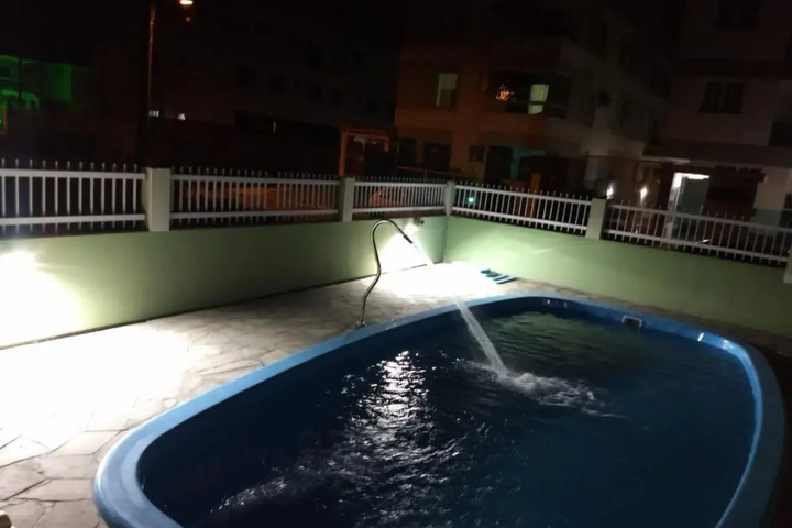 Pool 7 of 13