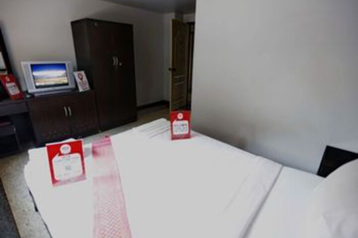 Room 14 of 20