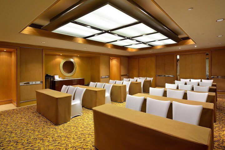 Meeting 118 of 132