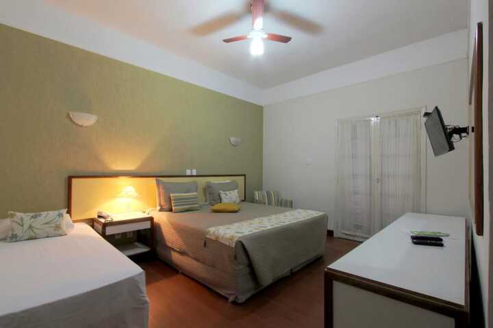 Room 13 of 49