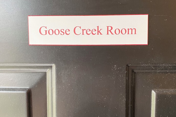 Room 11 of 98