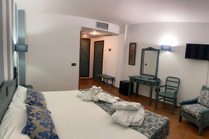Room 21 of 35