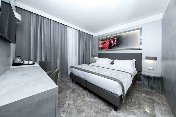 Room 16 of 61