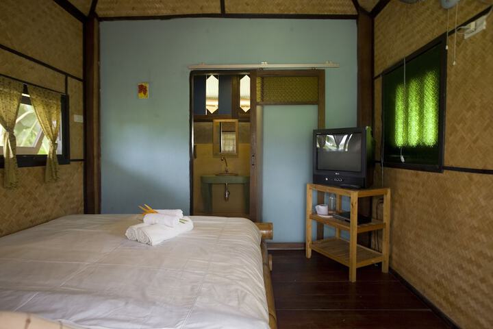 Room 5 of 22