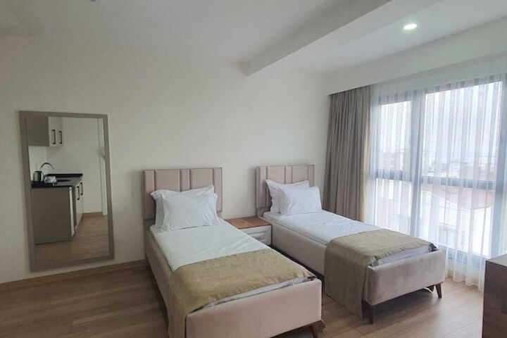Room 7 of 23