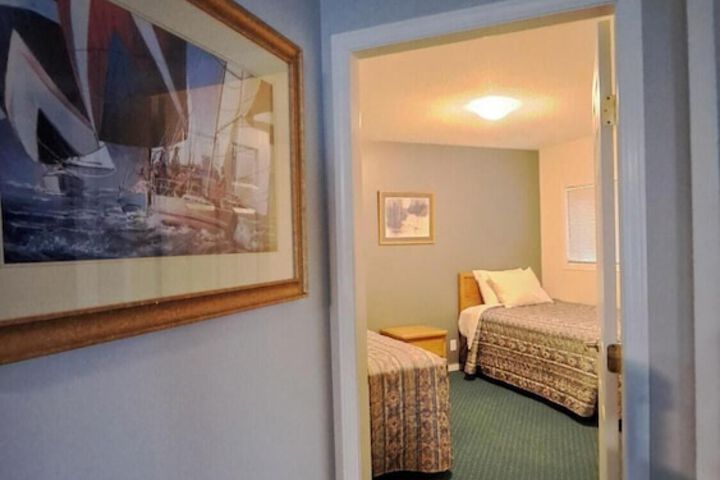 Room 64 of 176
