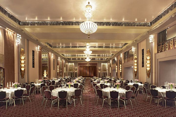 Ballroom/Hall 86 of 115
