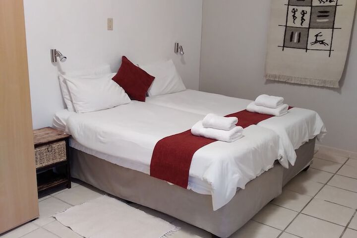 Room 19 of 94