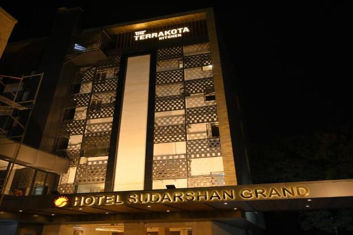 Hotel Sudarshan Grand