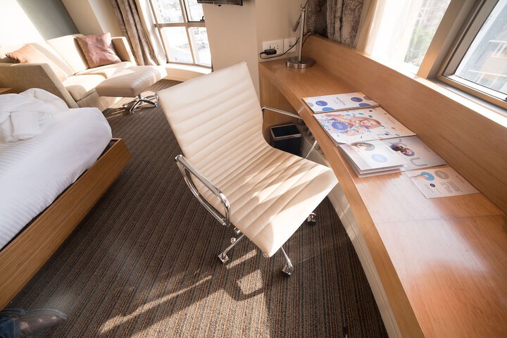 Room 5 of 37