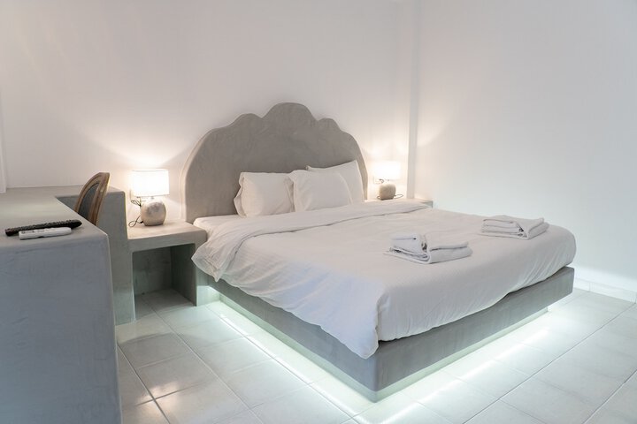 Room 5 of 37