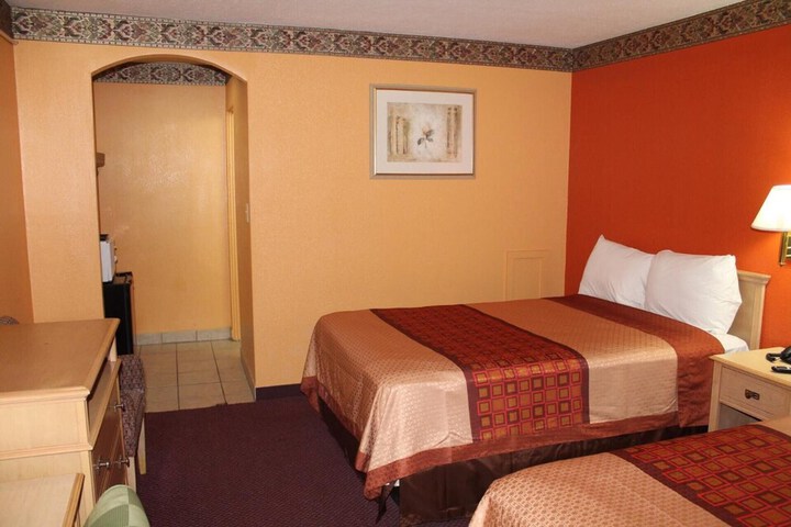 Room 14 of 51