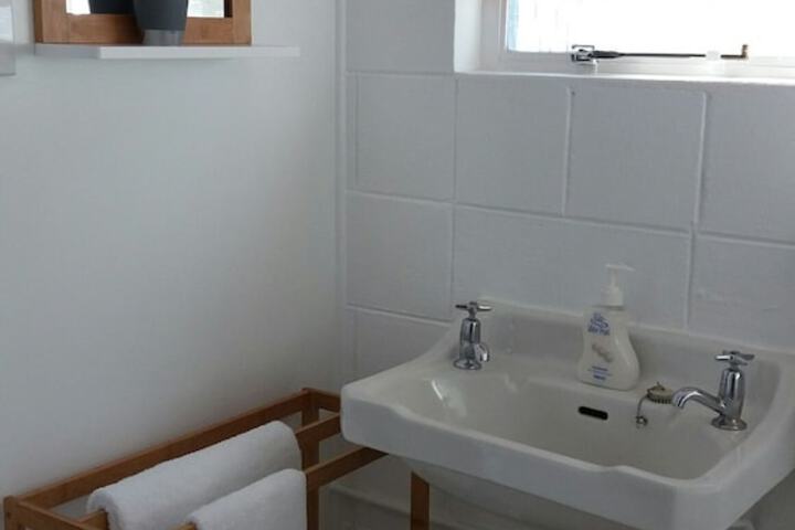 Room 16 of 21
