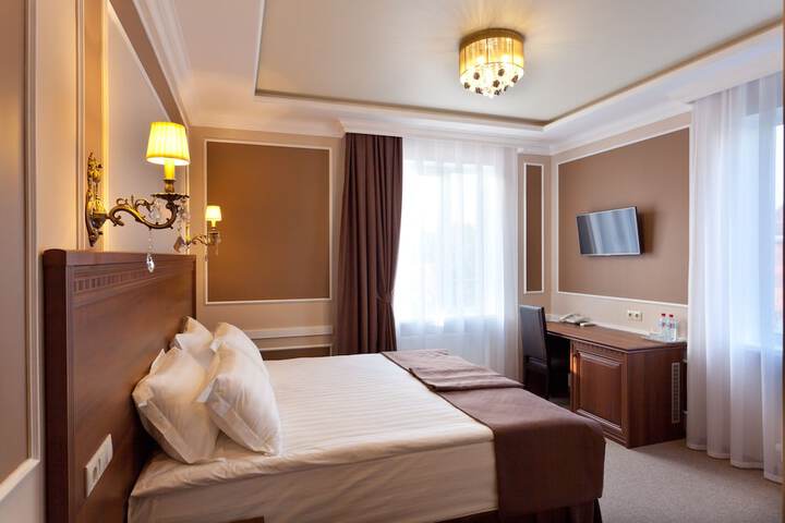 Room 5 of 31