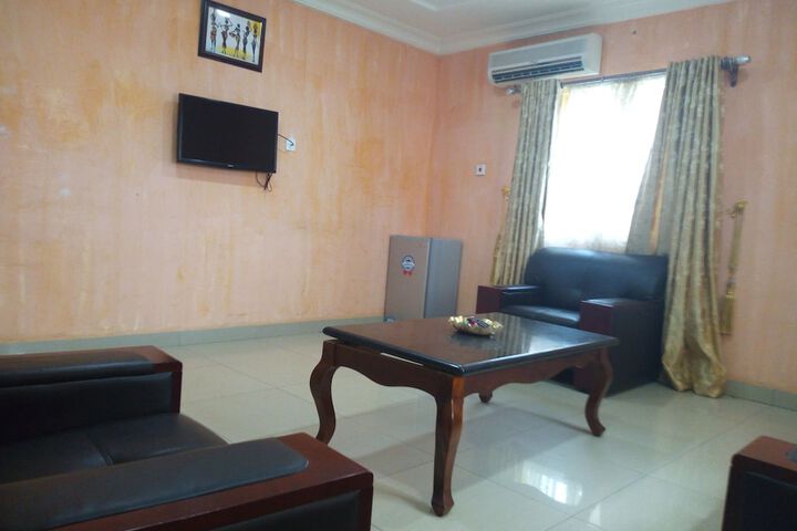 Room 19 of 44