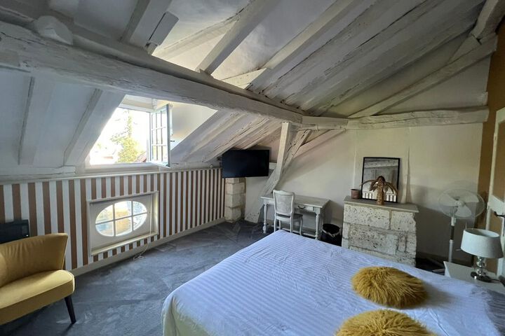Room 18 of 39