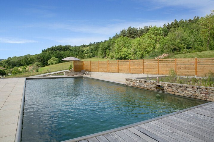 Pool 22 of 51