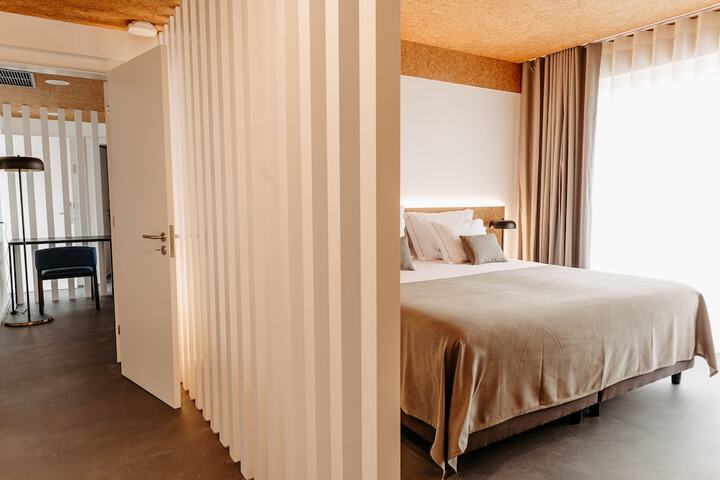 Room 54 of 149