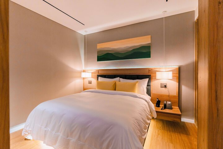 Room 21 of 74