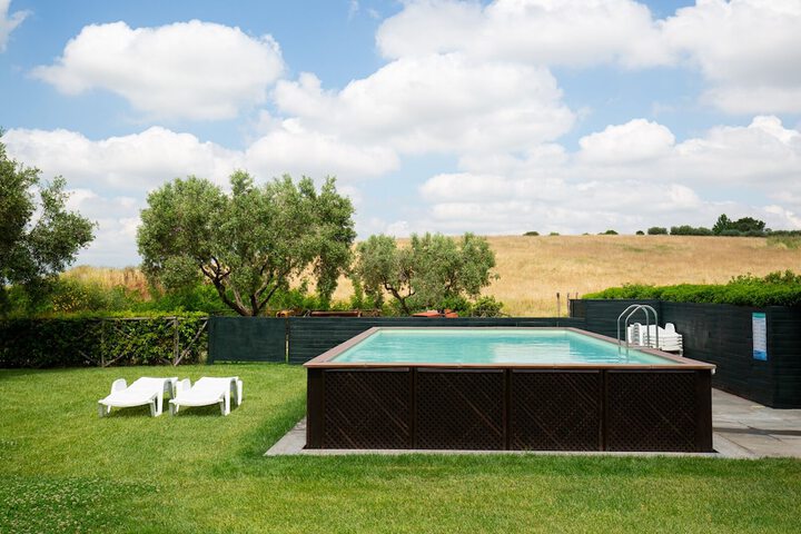Pool 80 of 111