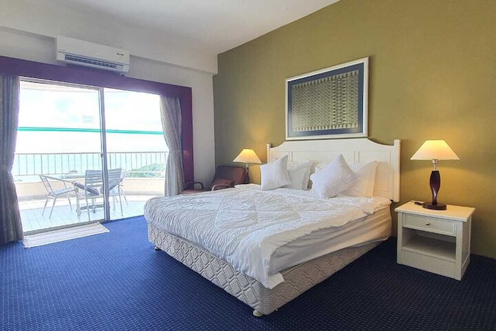Room 217 of 650