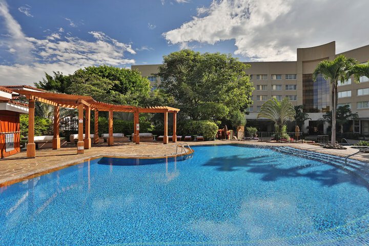 Pool 57 of 164