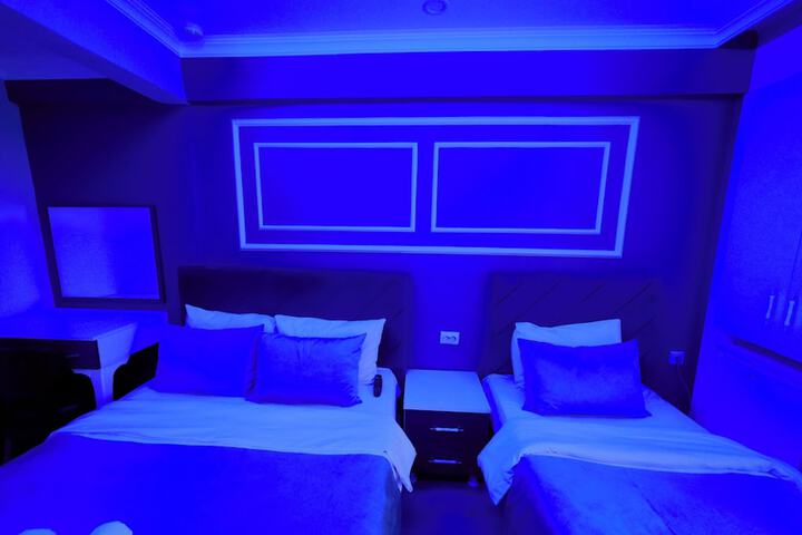 Room 78 of 121