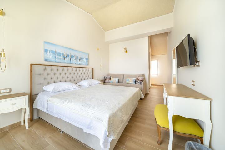 Room 45 of 126