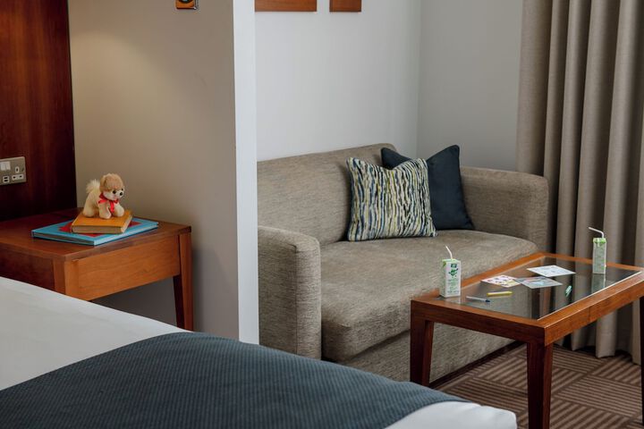 Room 10 of 52