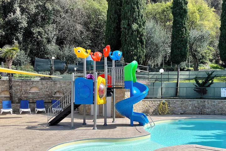 Pool 86 of 138