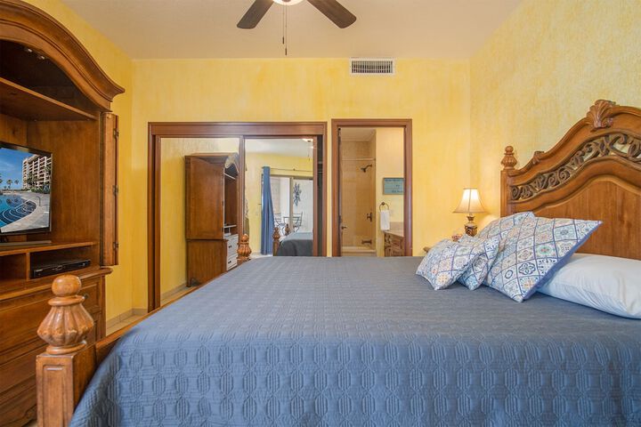 Room 24 of 599