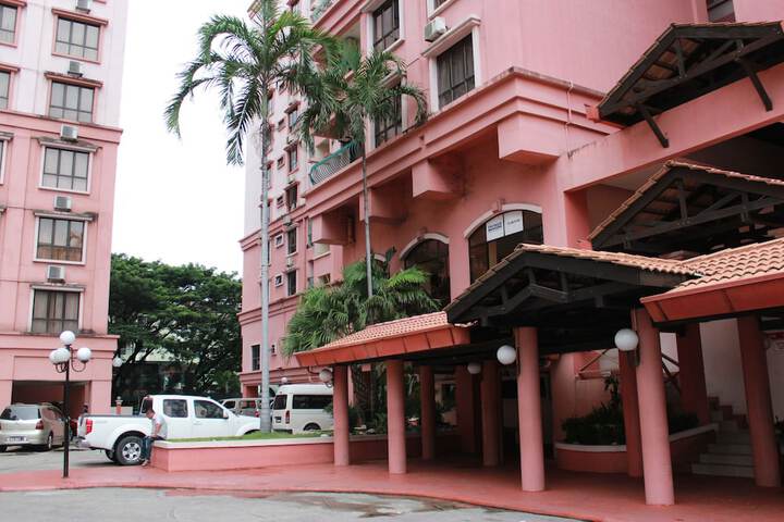 Hotel 7 of 270