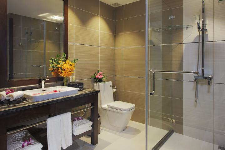 Bath Interior