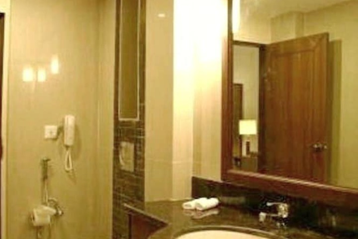 Vanity Photo