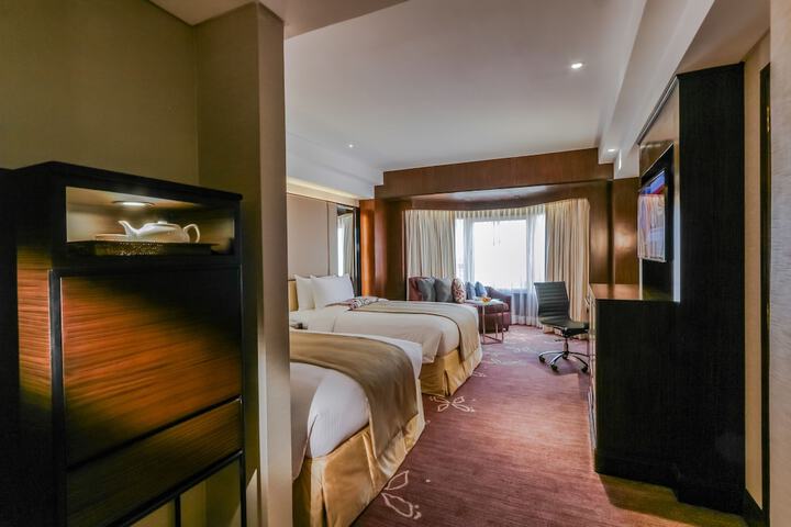 Room 7 of 60