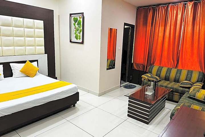 Image of Sunshine Hotel