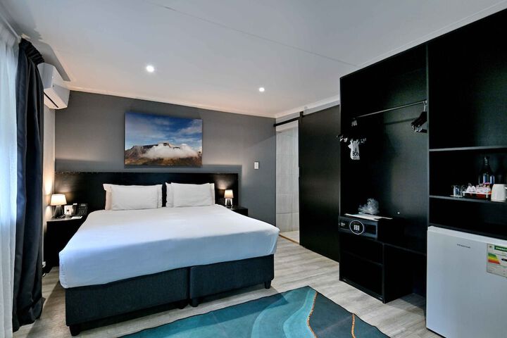Room 4 of 69