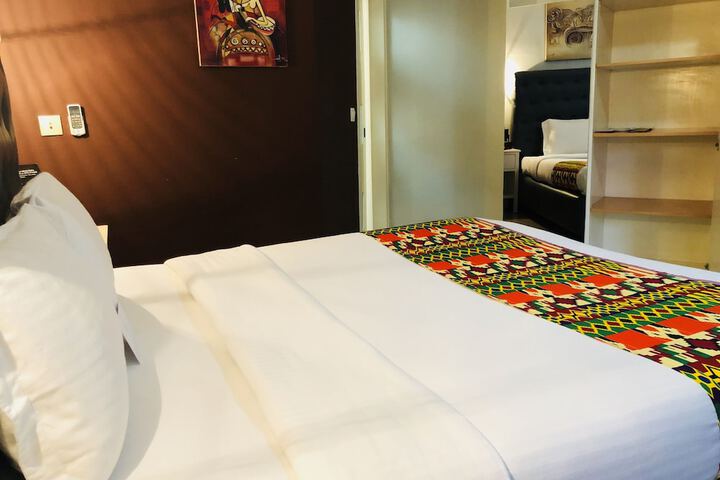 Room 20 of 77