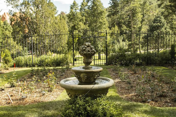 Hotel Exterior 74 of 87