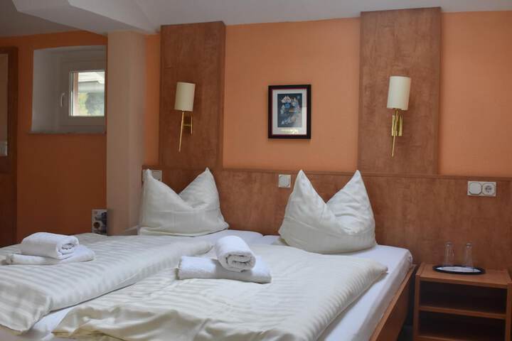 Room 8 of 49