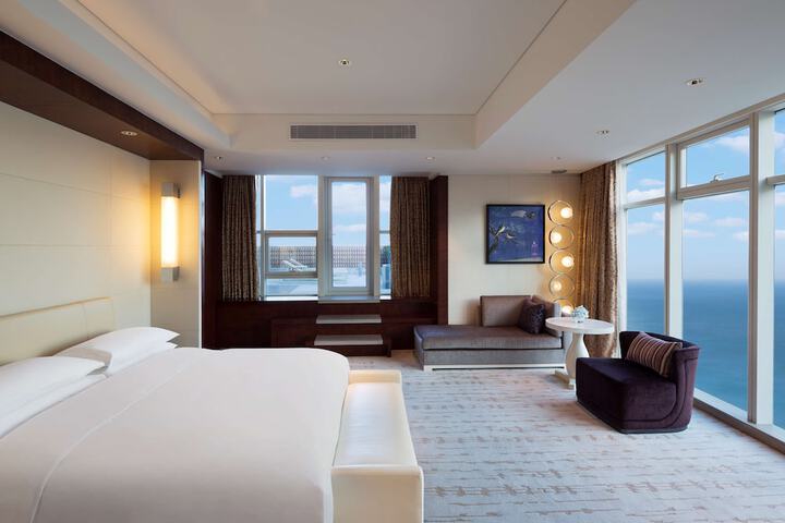 Room 14 of 75