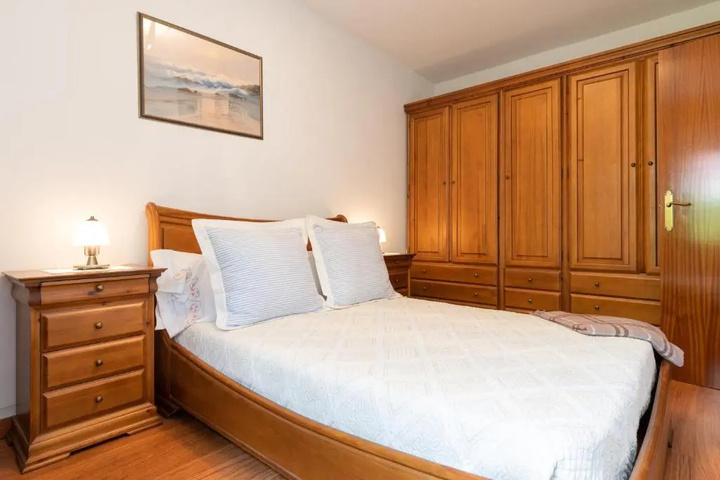 Room 3 of 18