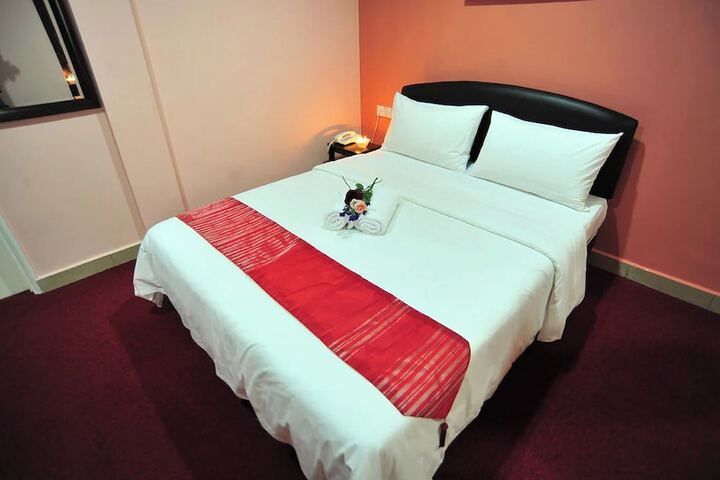 Room 16 of 54