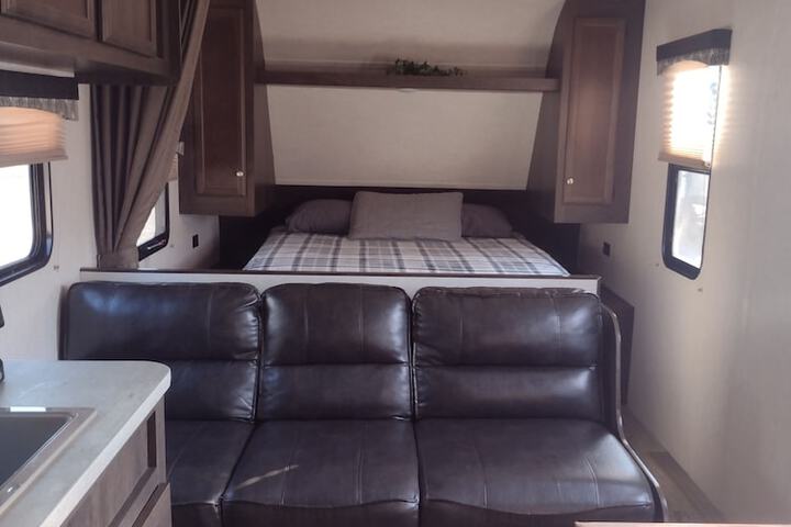Room 9 of 24