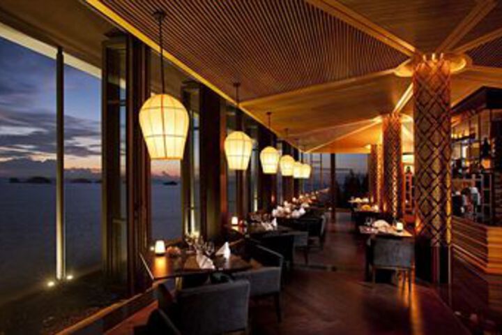 Dining 88 of 101