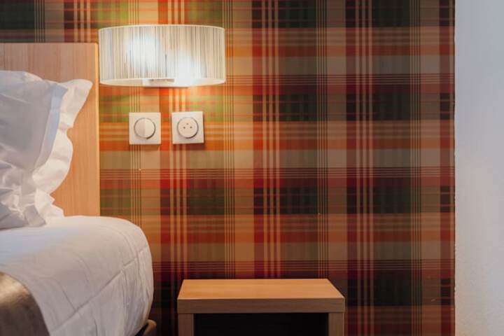 Room 34 of 55
