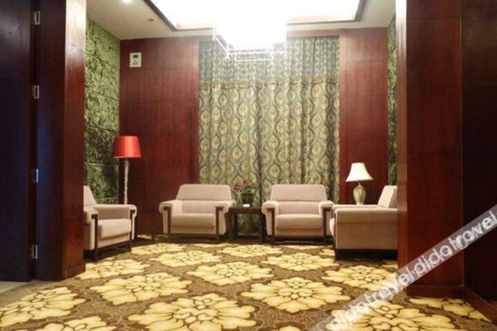 Hotel Interior 21 of 33