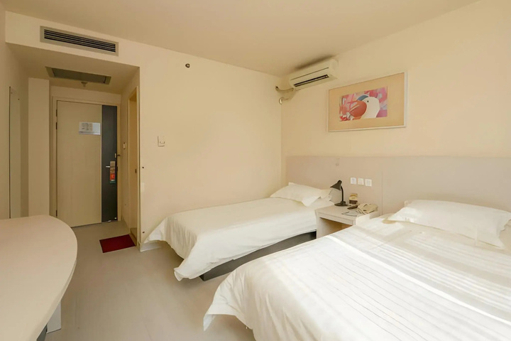 guest_rooms
