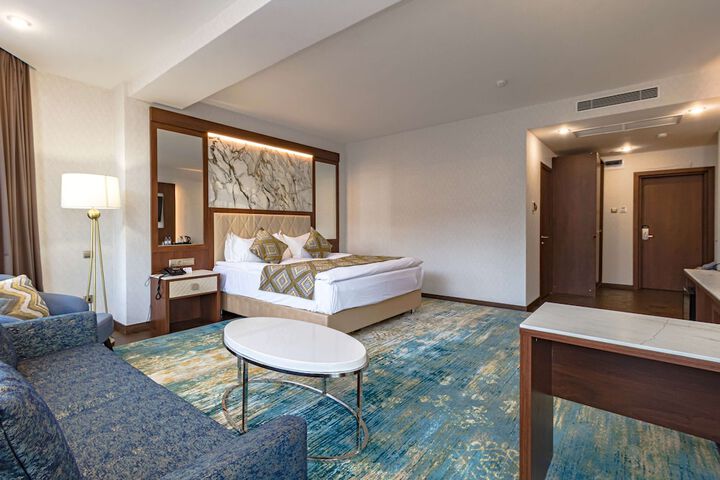 Room 25 of 110